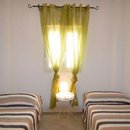 Apartamento centrico en Conil con garaje Conil De La Frontera Exterior foto