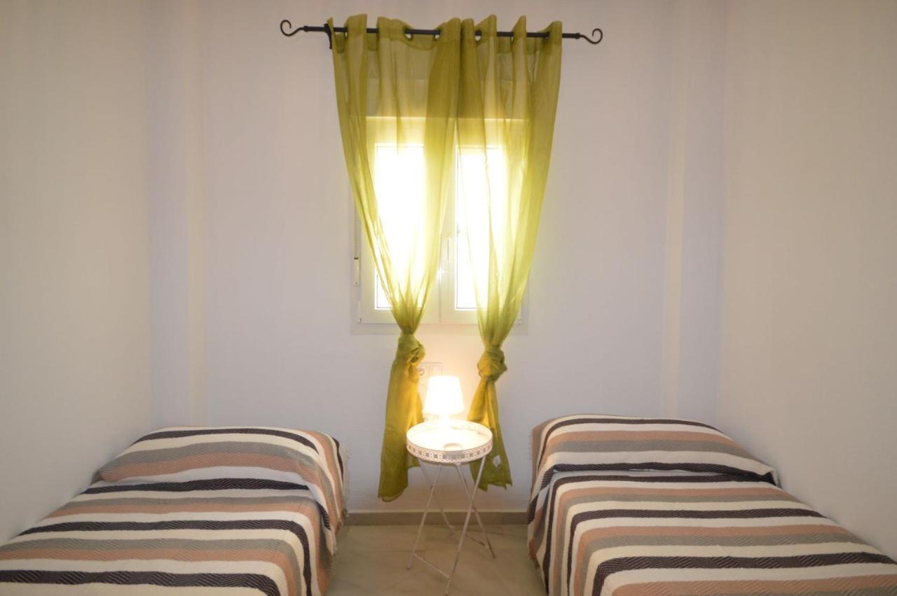 Apartamento centrico en Conil con garaje Conil De La Frontera Exterior foto