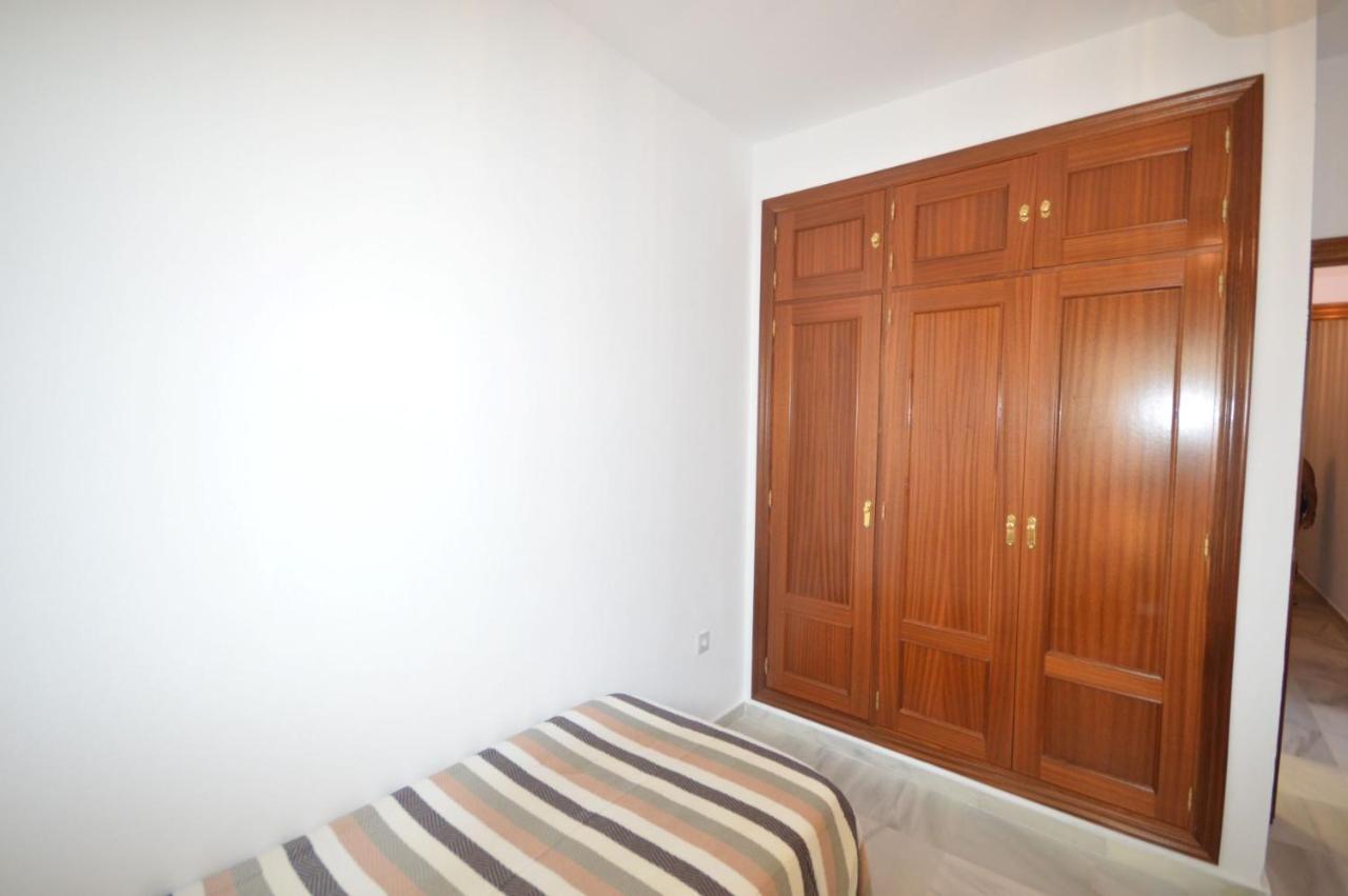 Apartamento centrico en Conil con garaje Conil De La Frontera Exterior foto
