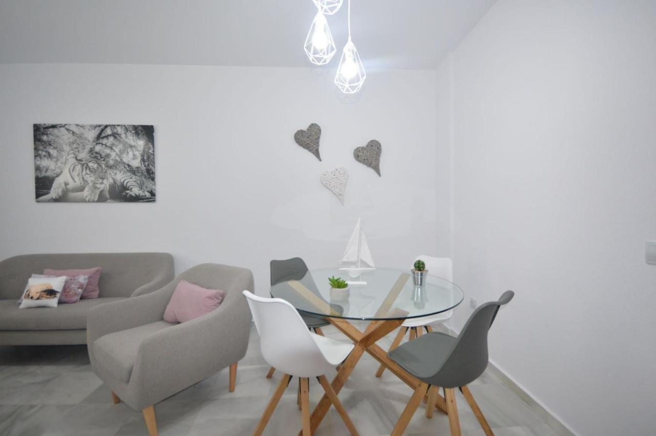 Apartamento centrico en Conil con garaje Conil De La Frontera Exterior foto
